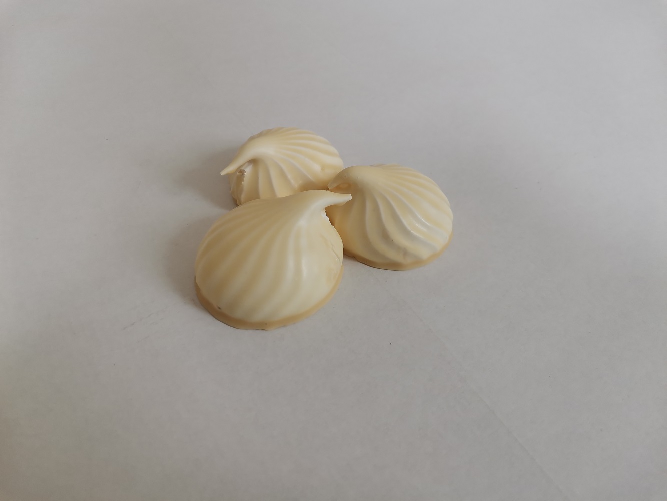 Zefirs Adugs Tornu Ar Aprikozu Garsu Jogurta Glazura 1 5kg