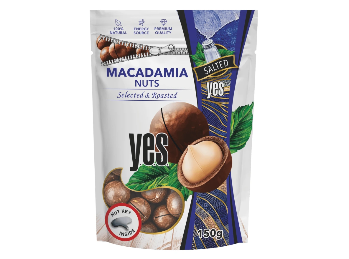 0013397 Salted Macadamia Nuts In Pre Cut Shell 150g